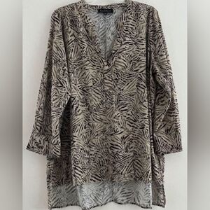 ELOQUII Tunic Size 18 Large Animal Print V-Neck Tunic Long Sleeve Size Pluse